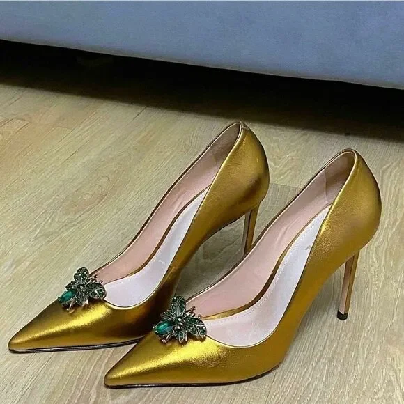 Bee Inspired Detachable shoe clip - Picture 3 of 14